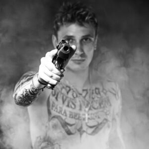 fotografia strzelecka IPSC – portret nieoczywisty, klimatyczny