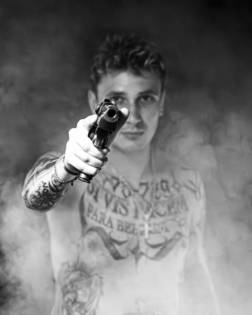 fotografia strzelecka IPSC – portret nieoczywisty, klimatyczny